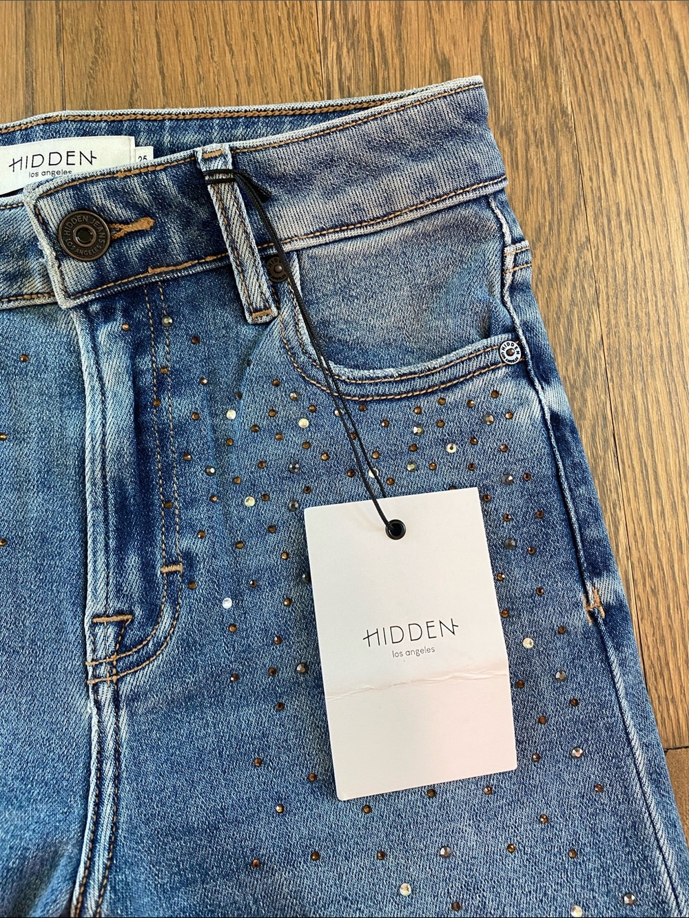 Hidden Embellished Tracey Cropped High Rise